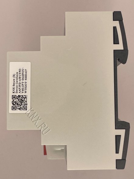 JUNG KNX актуатор коммутирующий 6 групп/ жалюзи 3 группы