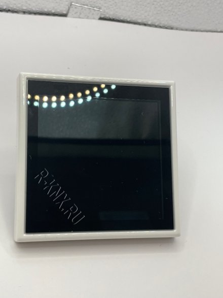 JUNG KNX комнатный контроллер LS TOUCH